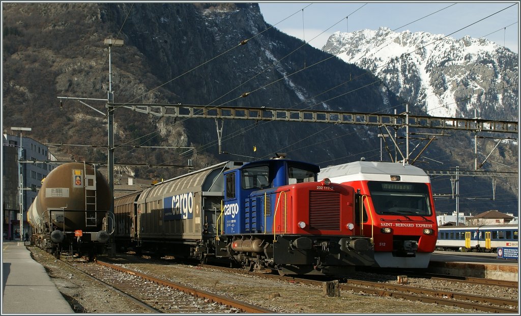 Der SBB (Cargo) Tm 232 117-2 bei seiner Sonntagspause in Martiny. 
27.Jan. 2013