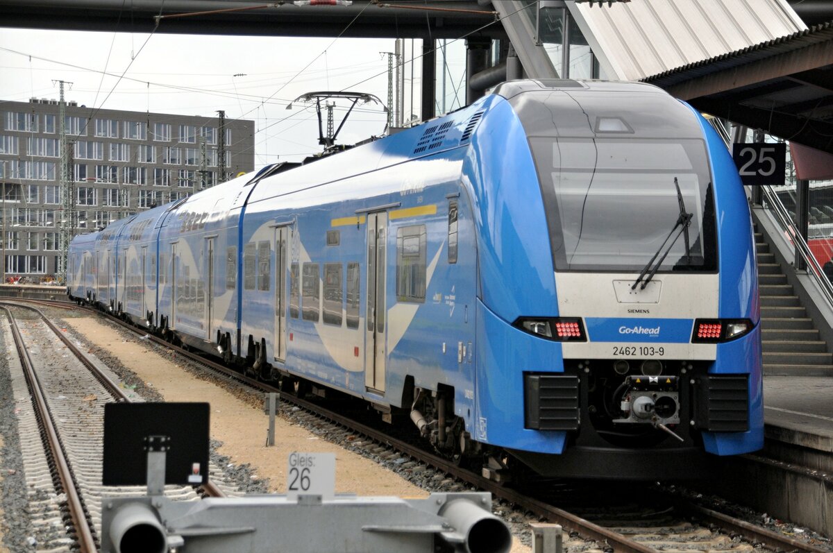 2 462 103-0 Siemens Desiro RE 9 nach Augsburg Hbf GoAhead Bayern in Ulm am 24.03.2023.