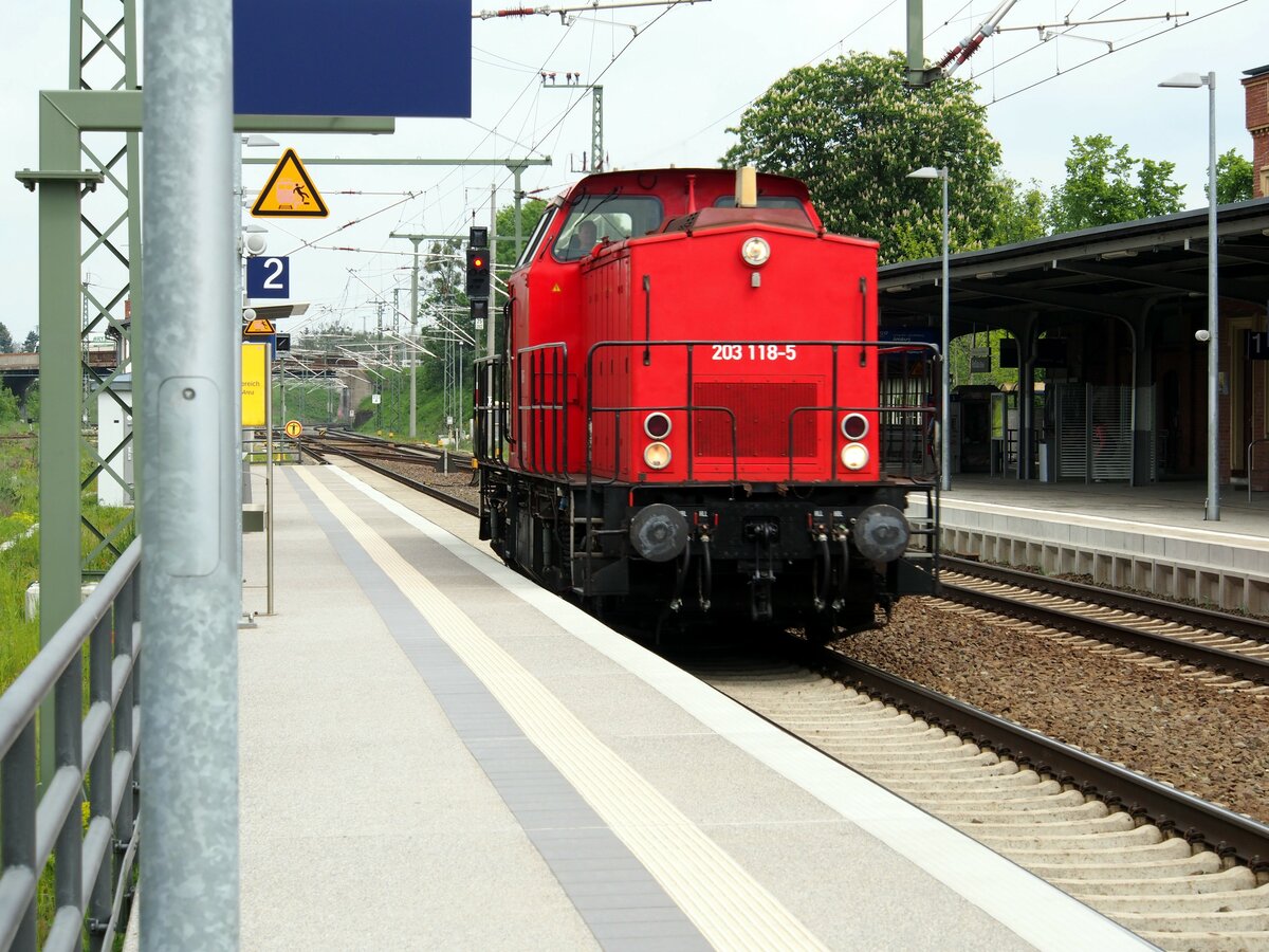 203 118-5 in Roßlau am 15.05.2017.