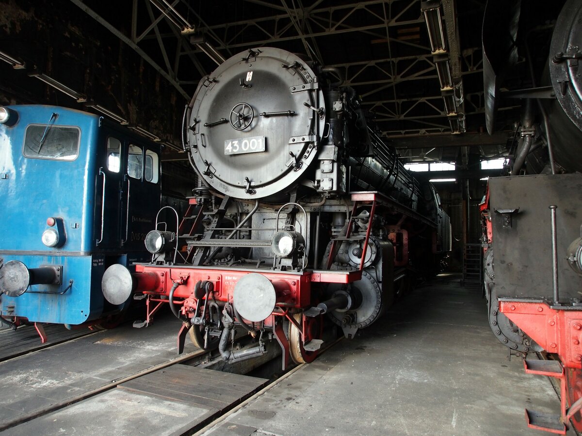 43 001 im Schsischen Eisenbahnmuseum in Chemnitz am 19.04.2017.