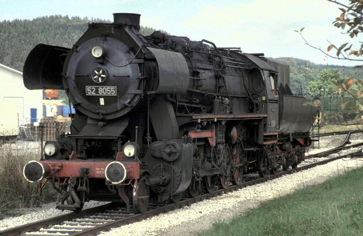 52 8055 in Kleinengstigen im Oktober 1993.