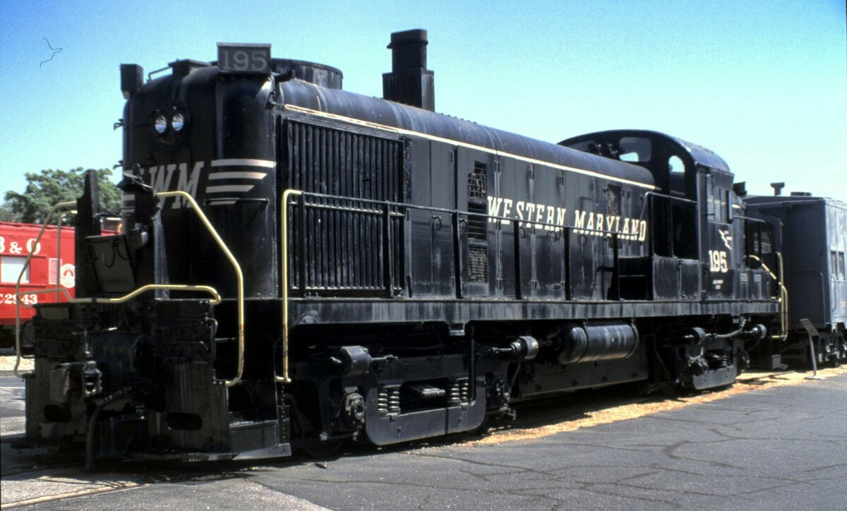 Alco RS-3 No 195 der Western Maryland im B&O Museum in Baltimore am 28.05.1999.