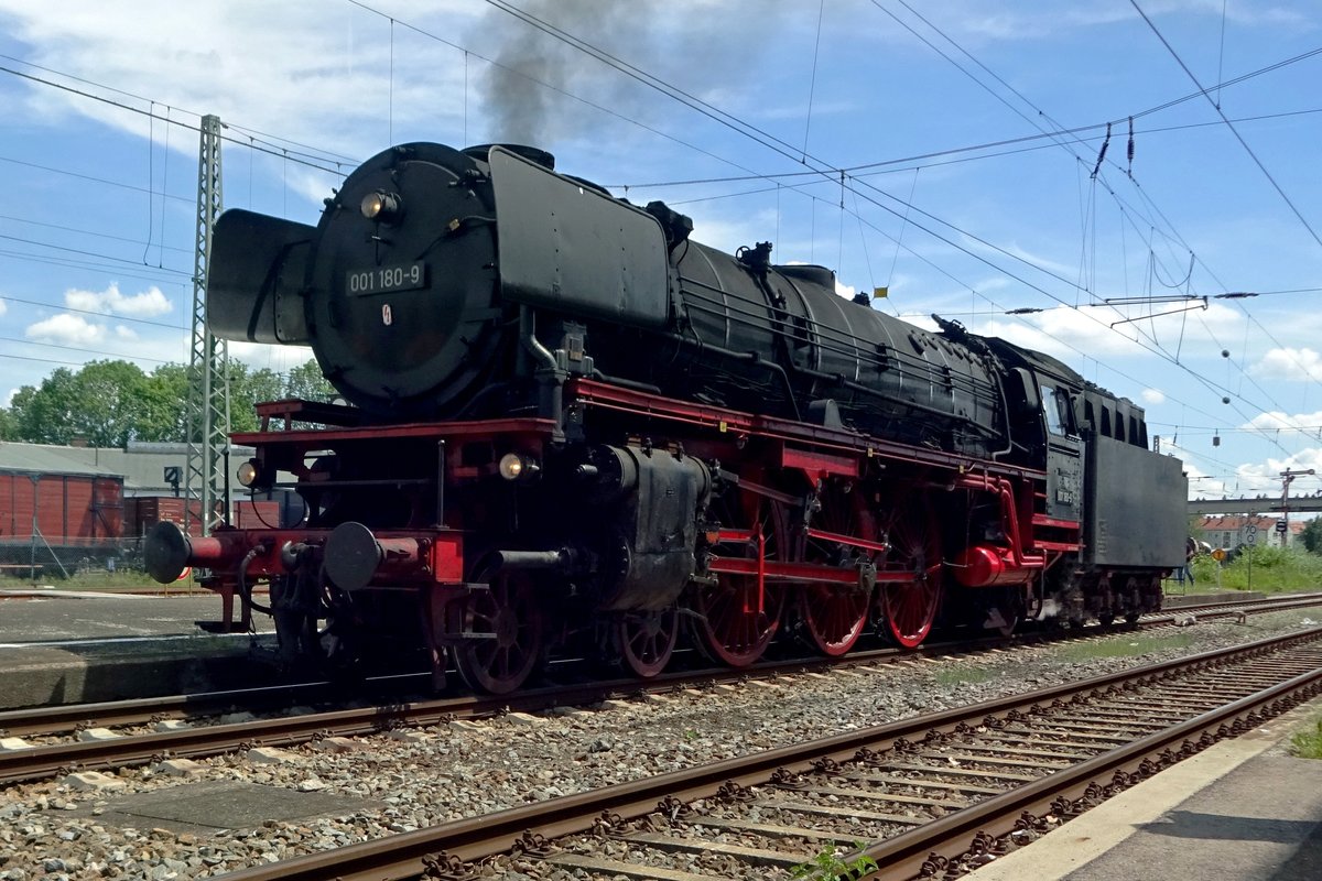 Am 1 Juni 2019 steht 001 180 ins BEM in Nördlingen. 
