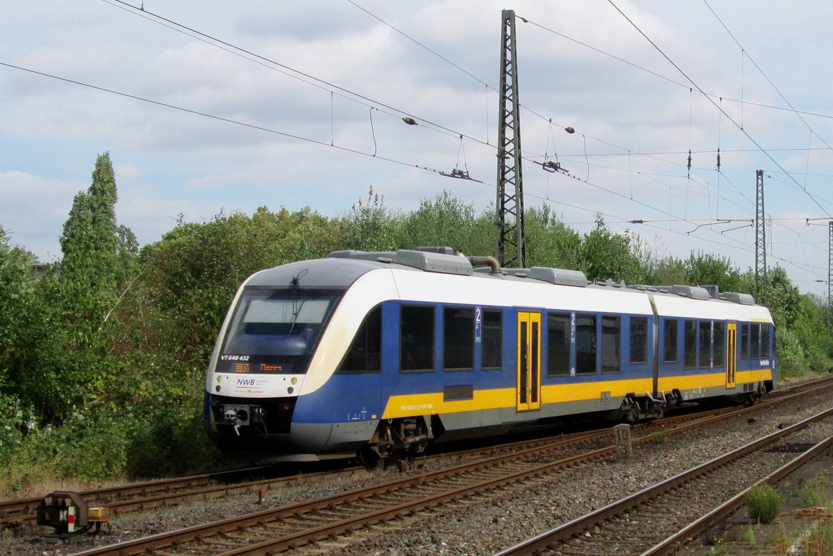 Am 16 September 2016 treft 648 432 in Rheinhausen ein.