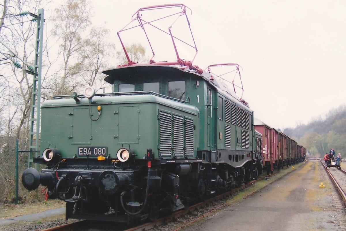 Am 17 April 2009 steht E94 080 ins DGEG-Museum in Bochum-Dahlhausen.