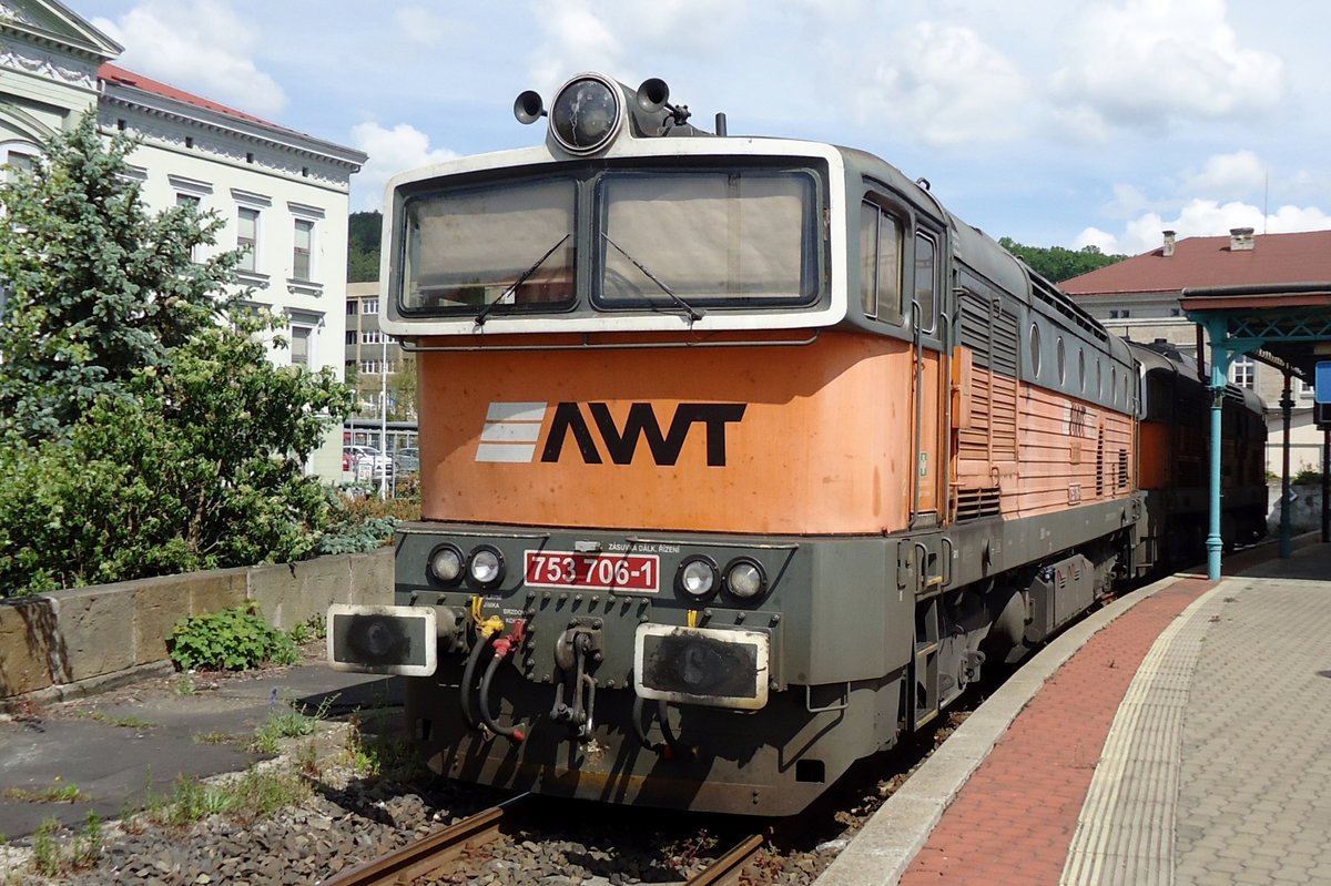 Am 22 Mai 2015 steht AWT 753 706 in Decin hl.n. abgestellt.