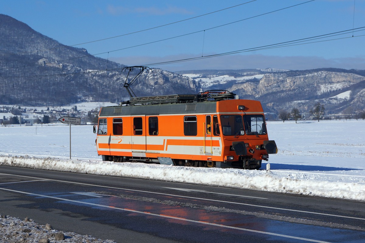 ASm: Der Gütertriebwagen De 4/4 121 auf Probefahrt zwischen Bannwil und Niederbipp. Auf dieser Aufnahme wurde er vor der Kulisse der Klus bei Balsthal verewigt.
Foto: Walter Ruetsch