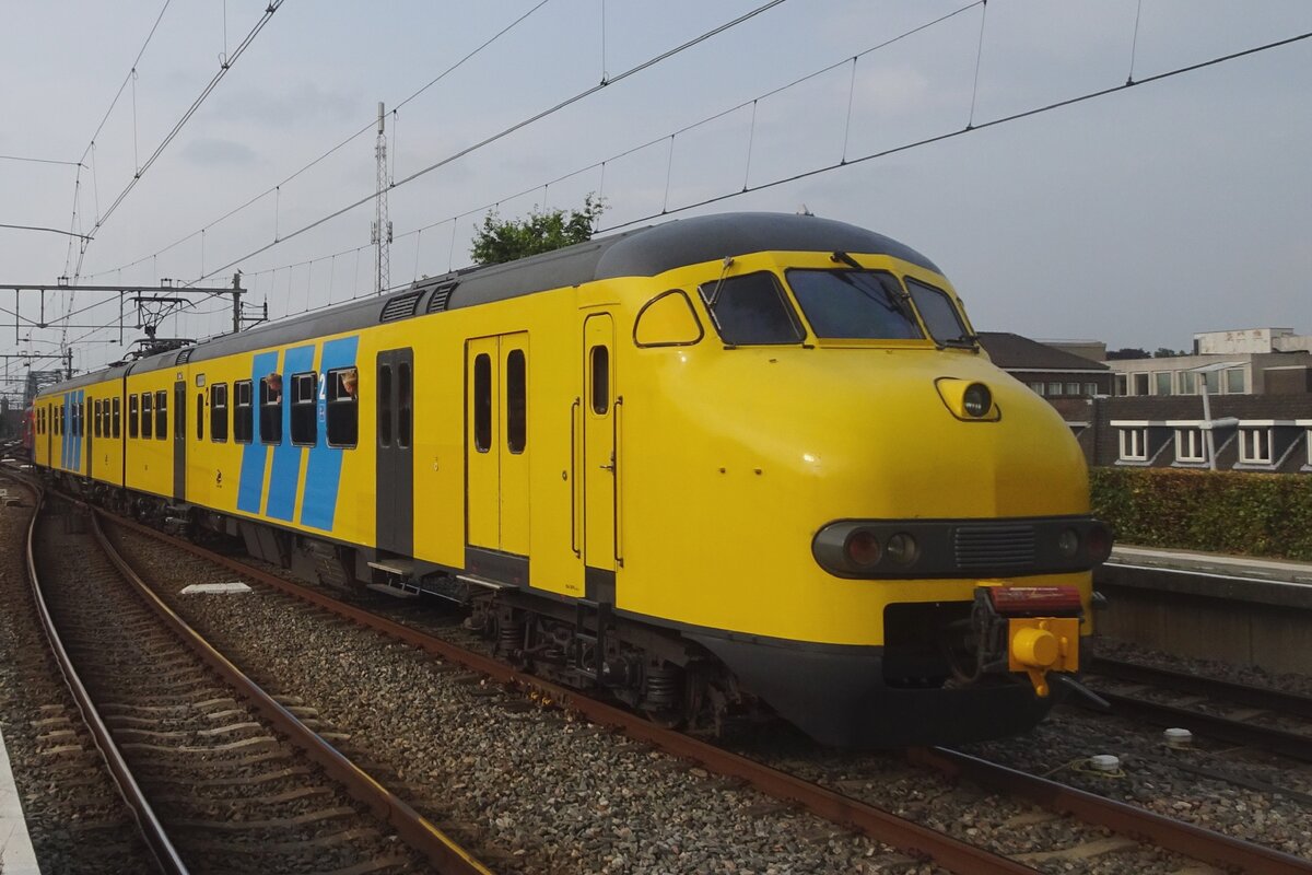 CREW2454 eigener Apekop 904 verlässt am 29 Juni als Sonderleistung Nijmegen.
