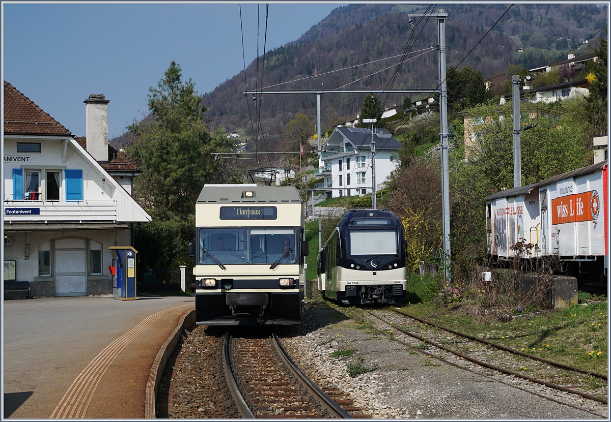Da die CEV MVR GTW Be 2/6 die Riviera verlassen, ist eine Aufnahme mit GTW und Alpina eigentlich nur während gut eineinhalb Jahren möglich. Das Bild zeigt eine CEV MVR GTW 2/6 als Regionalzug nach Montreux und eine abgestellten Alpina-Komposition in Fontanivent. 
3. April 2017