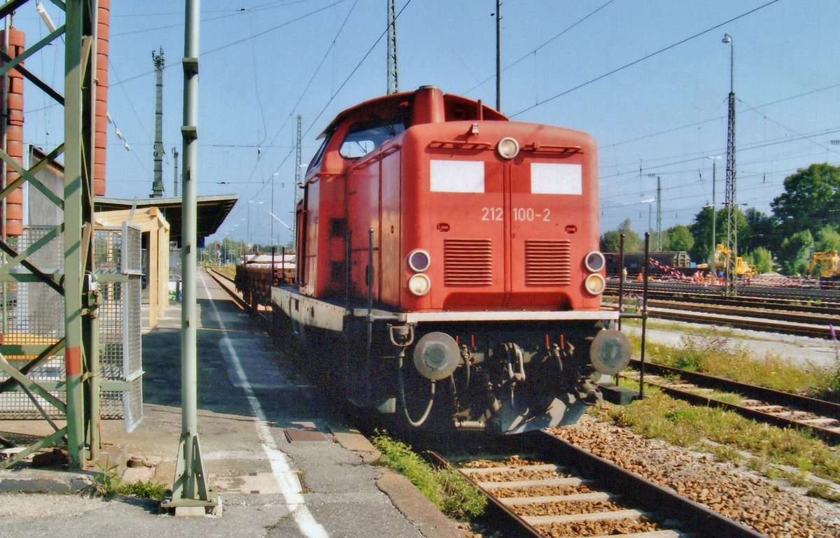 DB 212 100 hat am 29 Mai 2006 in Rosenheim die Nase vorn.