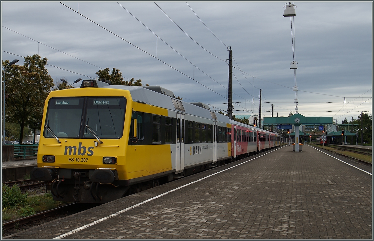 Der Steuwagen ES 10.207 der MBS in Bregenz.
18. Sept. 2015