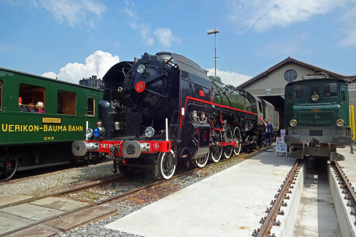 Ein Fransösischer Dampflok in Deutsschsprachich Schweiz: 141 R 1244 in Brugg AG am 26 Mai 2019. 