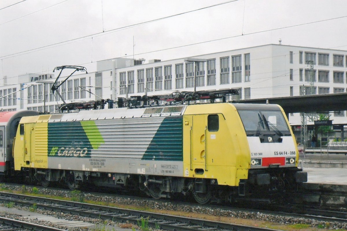 FMN 189 988 steht am 21 Mai 2010 in München Ost.