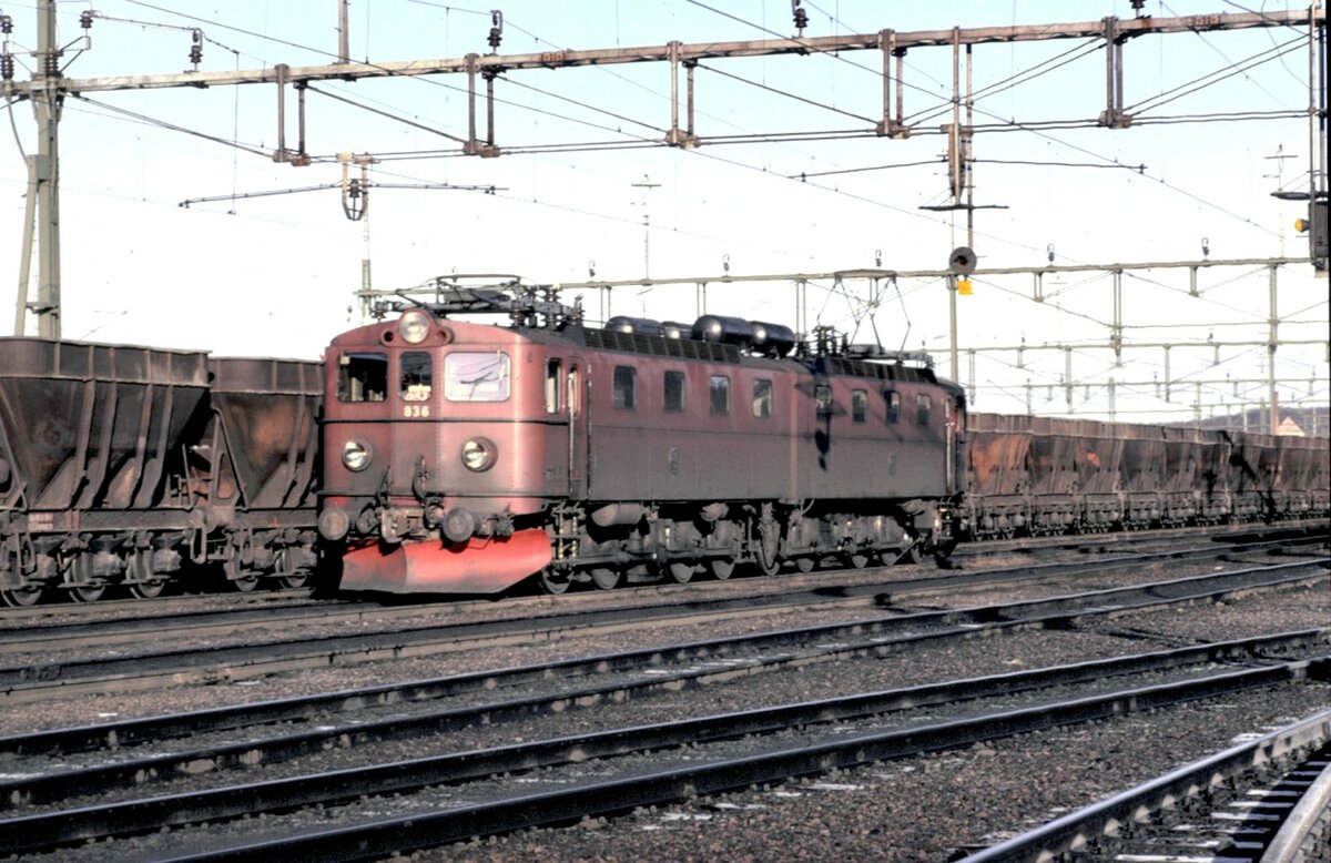 Foto von Kenth Öhlin in Sammlung von Karl Sauerbrey: SJ Dm Nr.836 im Erzbahnhof von Kiruna im Oktober 1980.