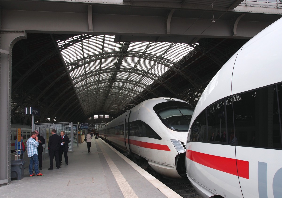 ICE T in der Bahnhofshalle Leipzg Hbf am 16.04.2015. Der Zuglauf ist ICE 1547.