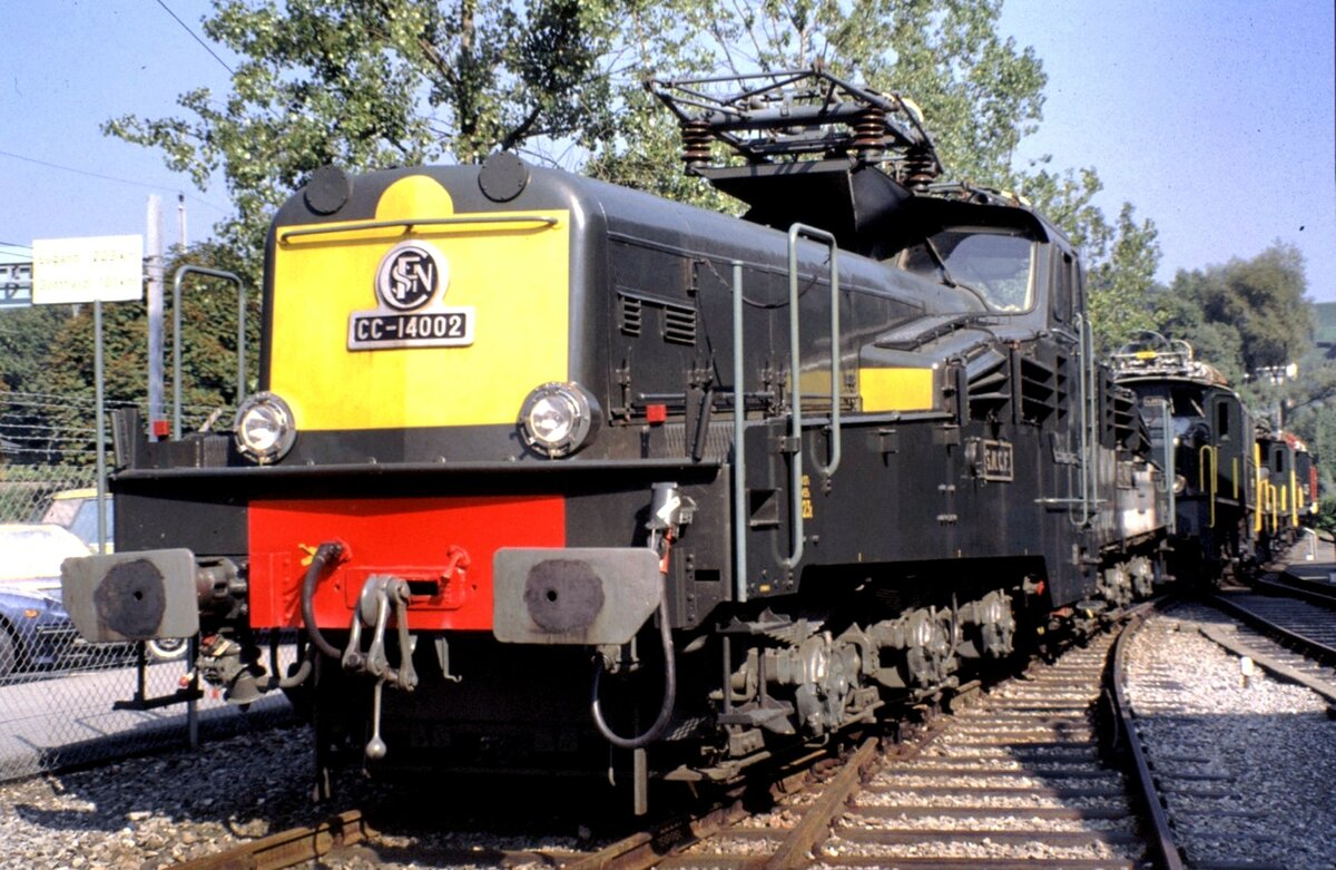 Krokodilausstellung im Verkehrshaus Luzern: SNCF CC-14 002 am 23.08.1979.