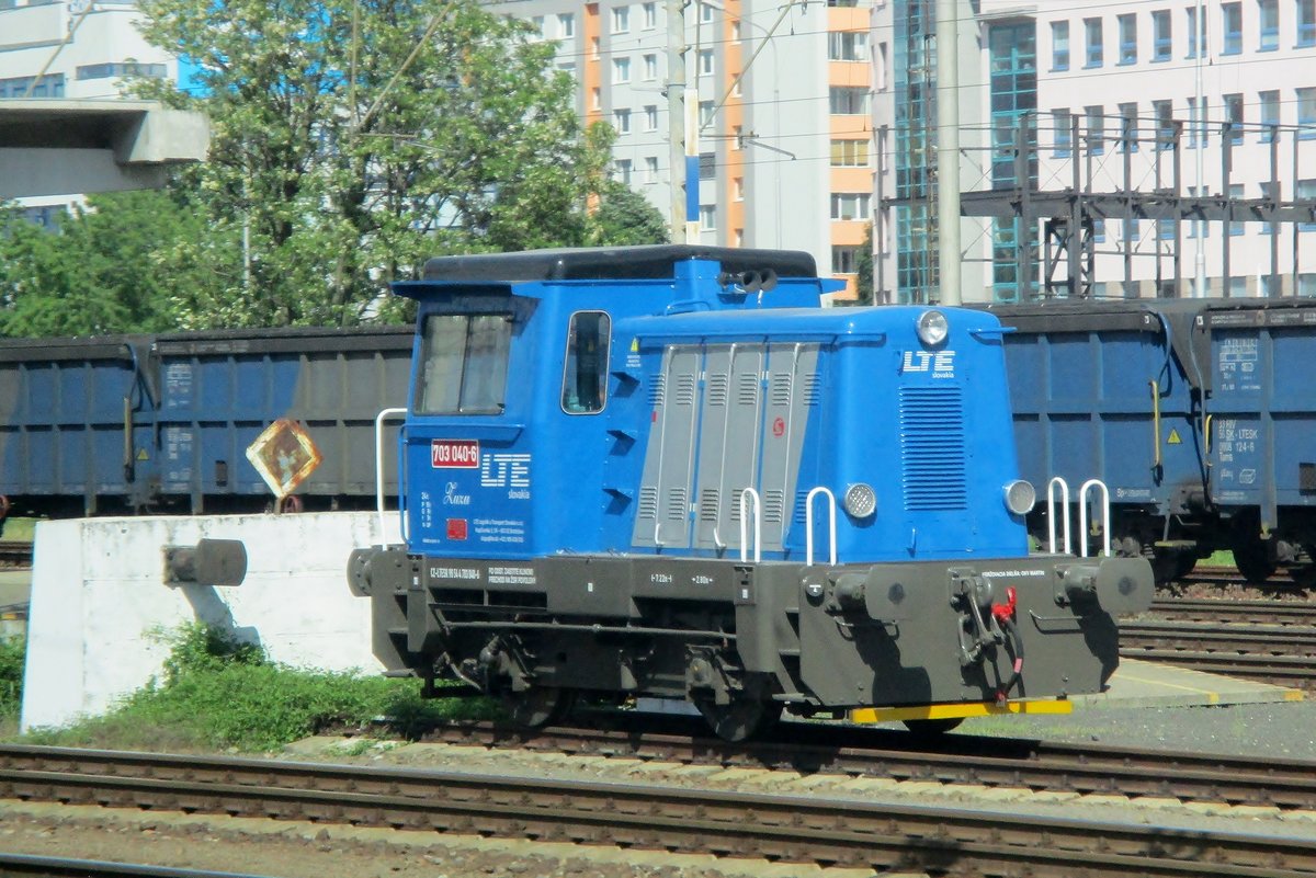 LTE 703 040 steht am 8 Mai 2018 in Bratislava-Petrzalka.