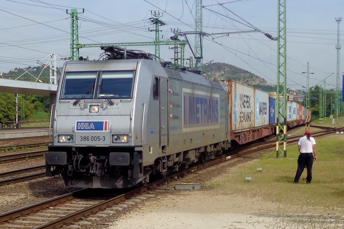Metrans 386 005 durchfahrt Kelenföld am 11 September 2018.