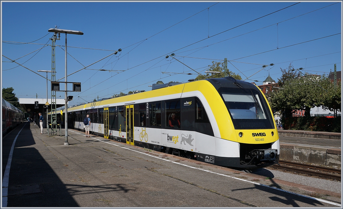 Neu am Bodensee: Der VT 622 463 löst auf der Strecke Radolfzell - Friedrichshafen die VT 650 ab.

21. Sept. 2019