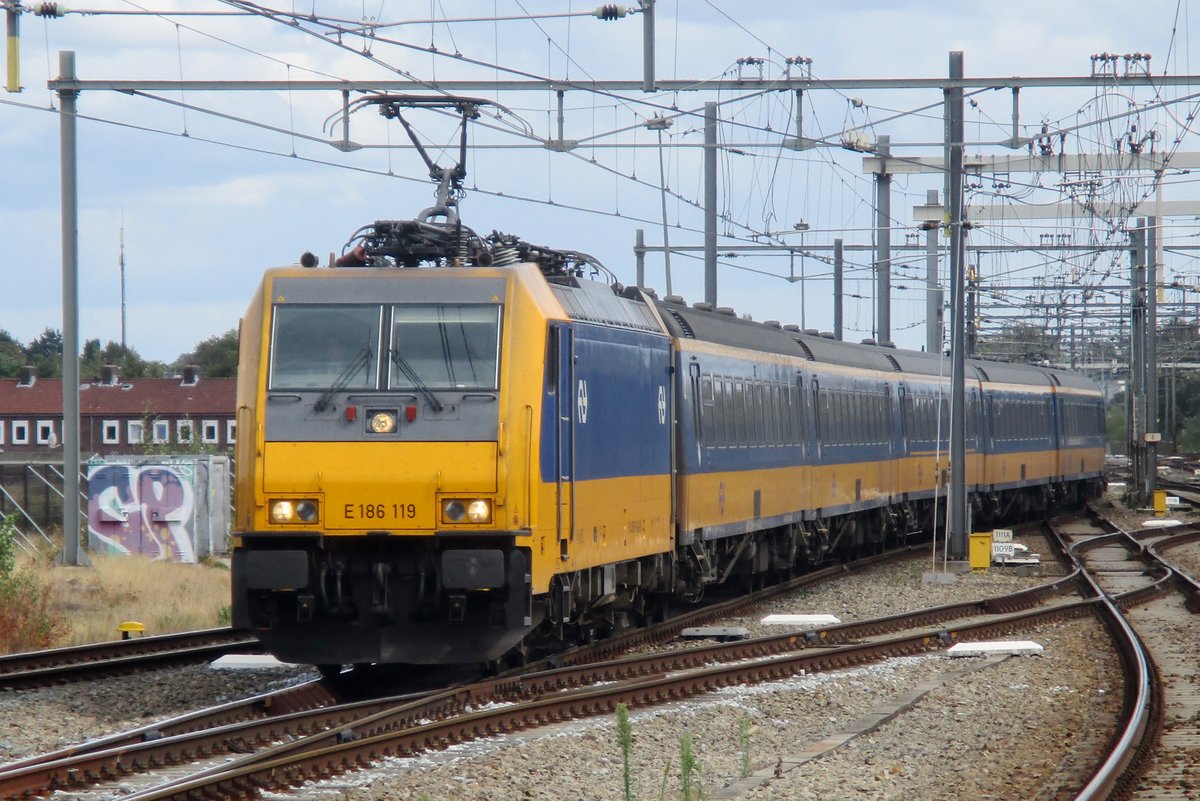 NS 186 119 treft am 24 Augustus 2018 in Breda ein.