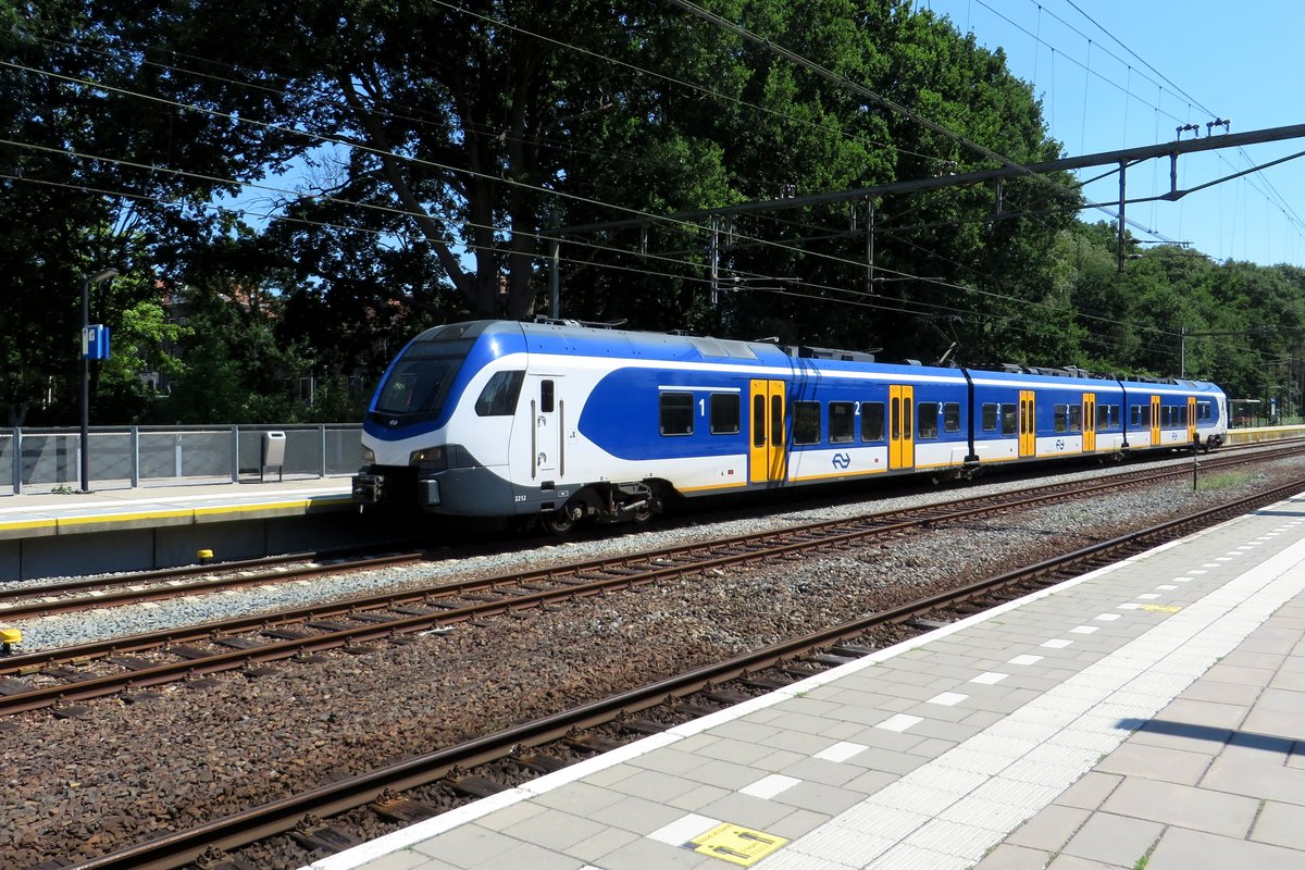 NS 2212 treft am 25 Juni 2020 in Ede-Wageningen ein.