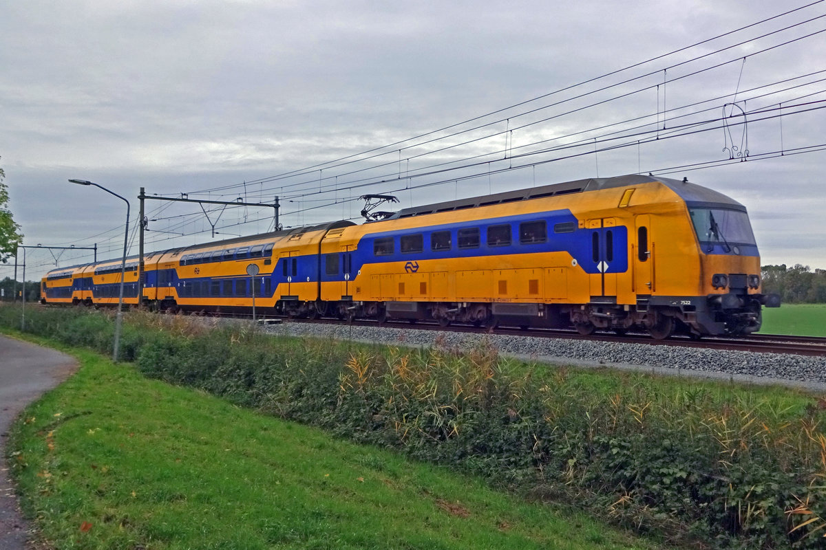NS 7522 passiert Niftrik am 19 Oktober 2019. 