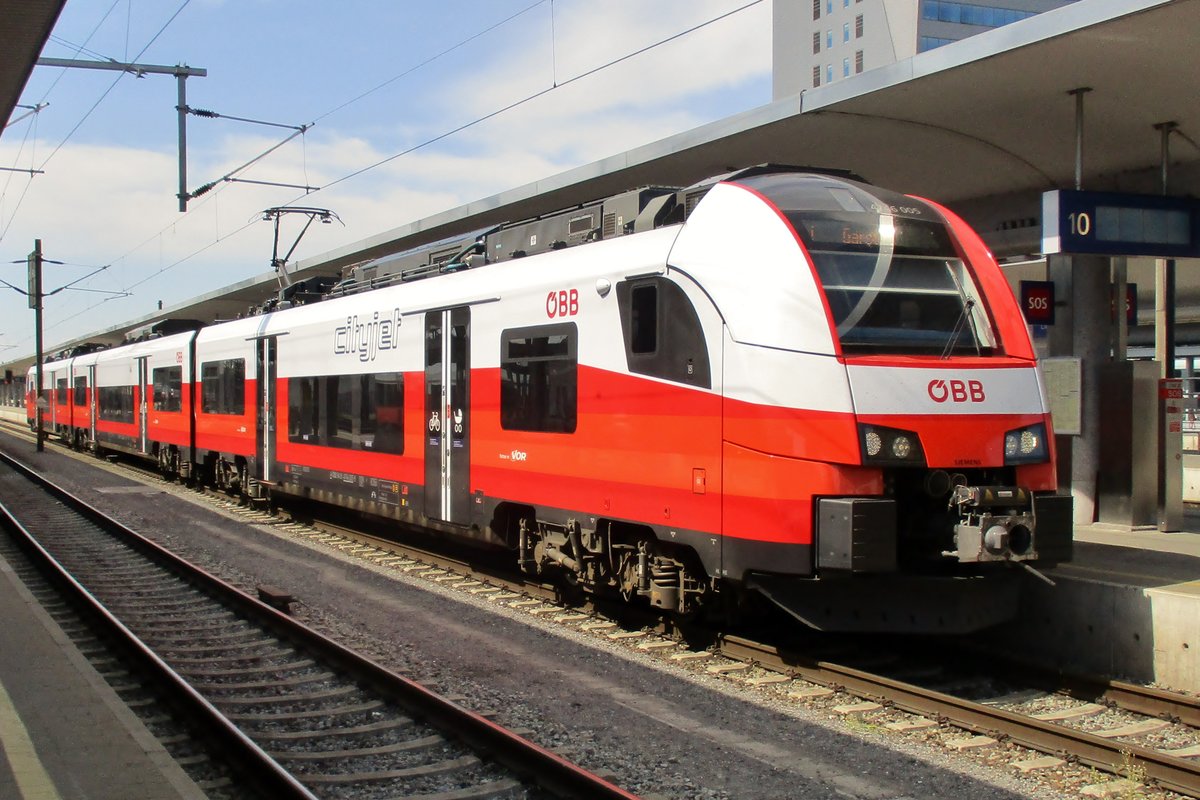 ÖBB 4746 005 steht am 10 Mai 2018 in Linz Hbf. 