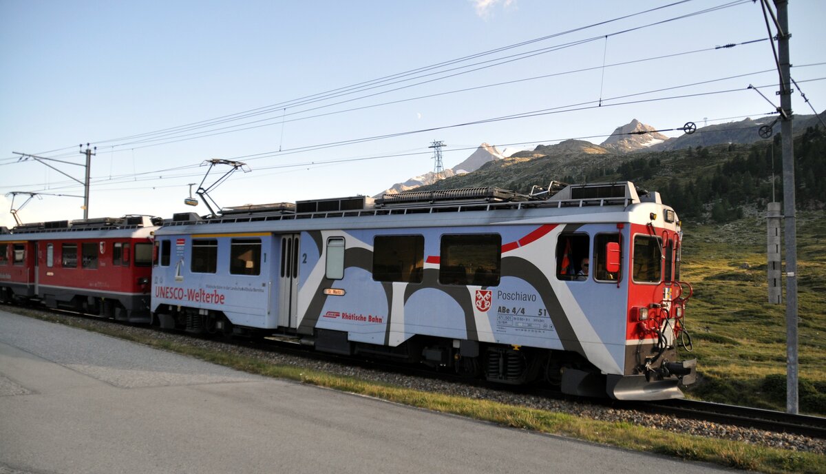 RhB ABe 4/4 Nr.51 und 53 auf dem Bernina-Plateau am 27.08.2009.