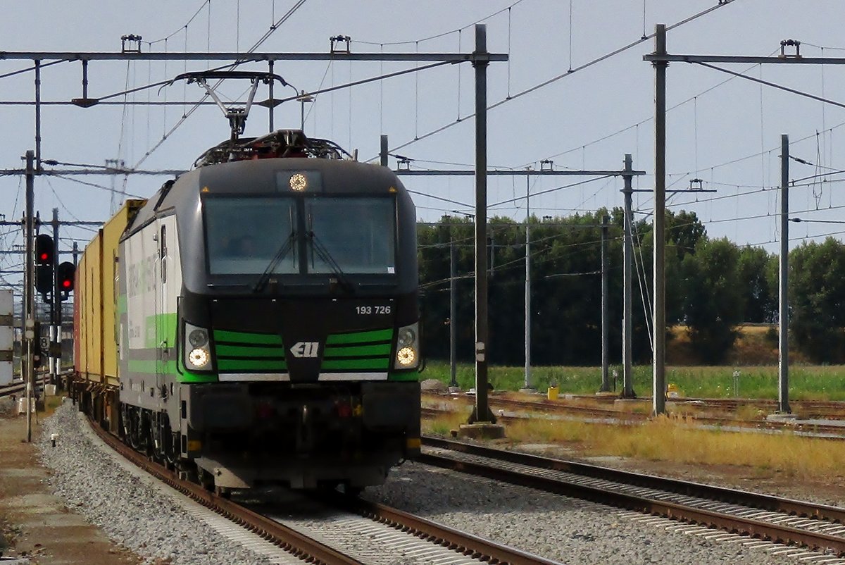 RTB 193 726 durchfahrt Lage Zwaluwe am 19 Juli 2018.