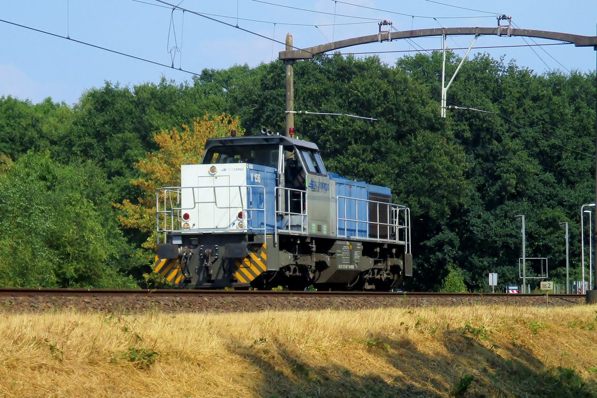 RTB V156 passiert Tilburg Oude Warande am 26 Juli 2018.