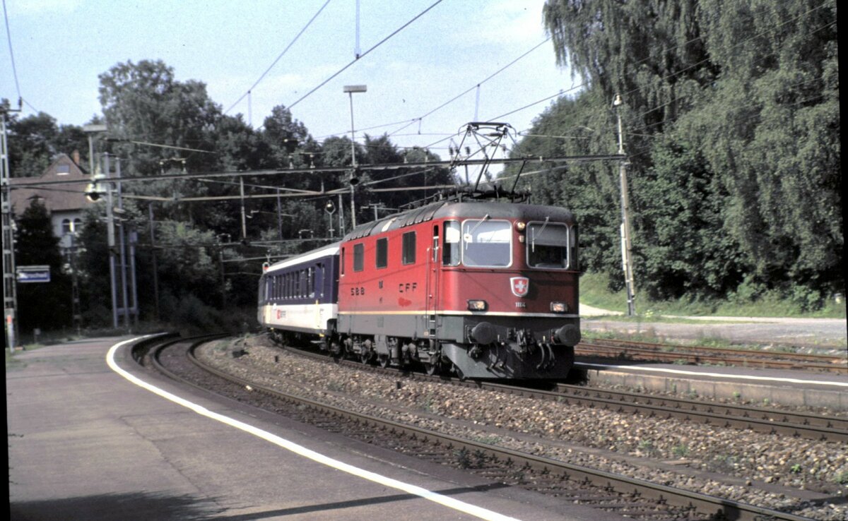 SBB Re 4/4 II Nr.11 114 in Mörschwil im August 1991.