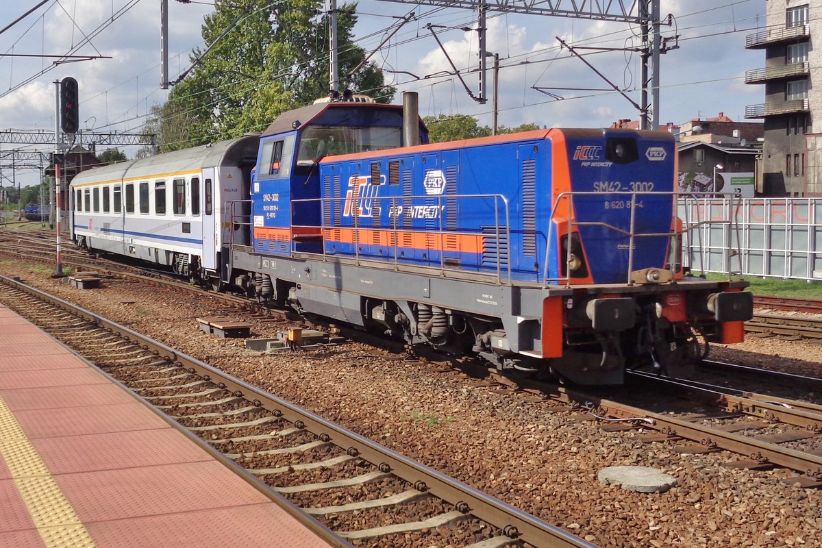 SM42-3002 rangiert am 16 September 2018 in Katowice. 