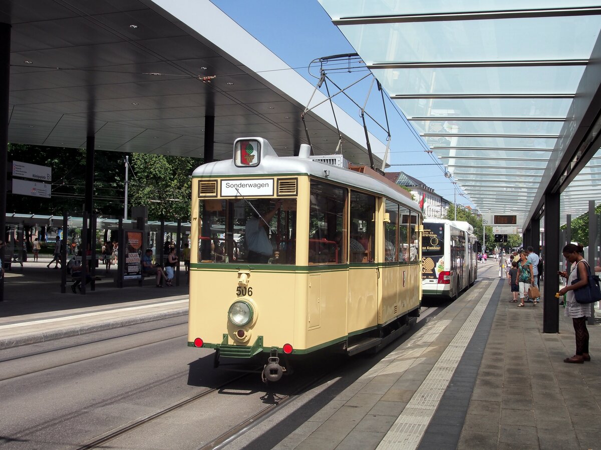 Straßenbahn / Stadtverkehr; Augsburg;  KSW Nr.506 von Fuchs Baujahr 1948 beim Königsplatz in Augsburg am 04.07.2015.