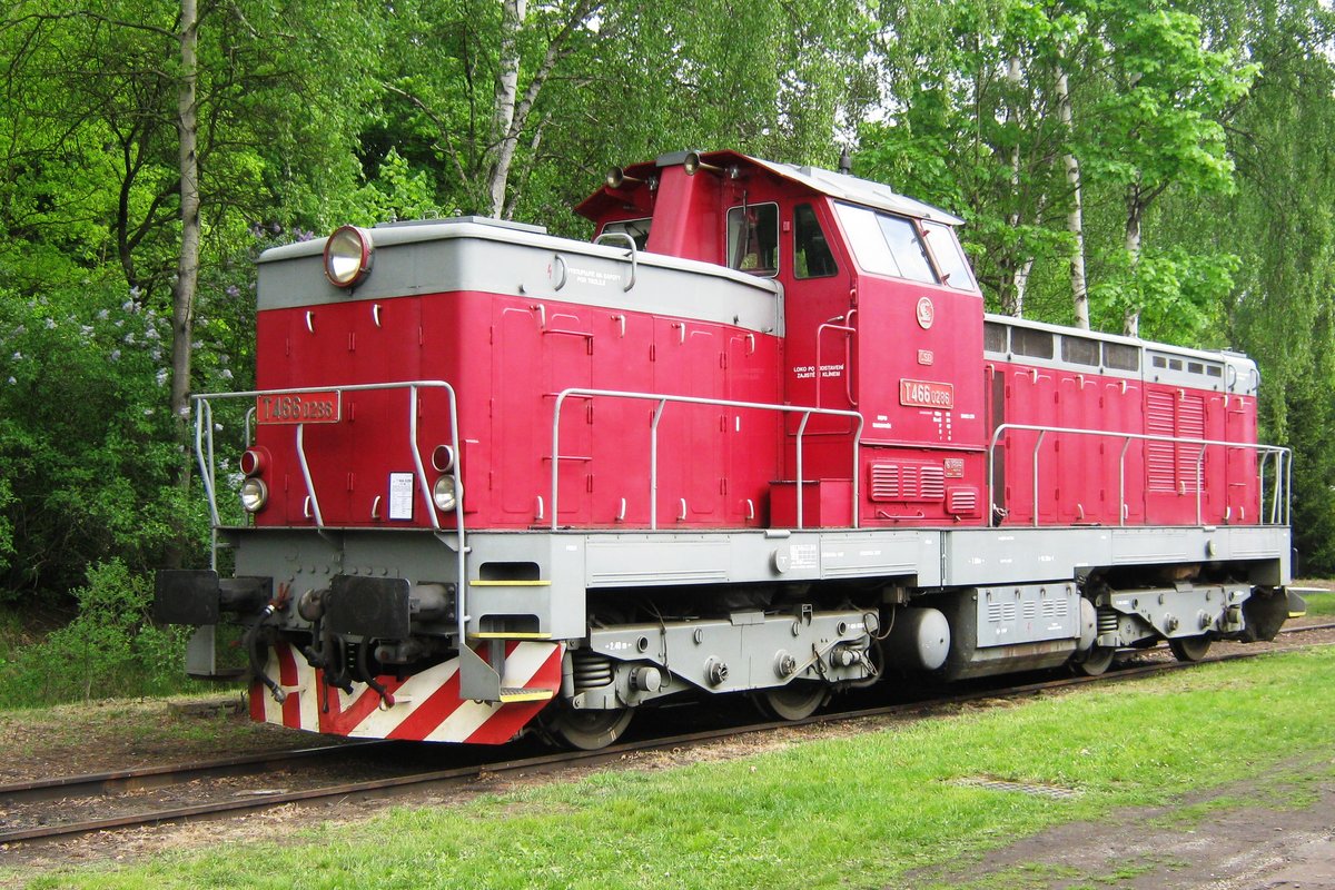 T466-0286 steht am 13 Mai 2012 ins Eisenbahnmuseum von Luzna u Rakovnika.