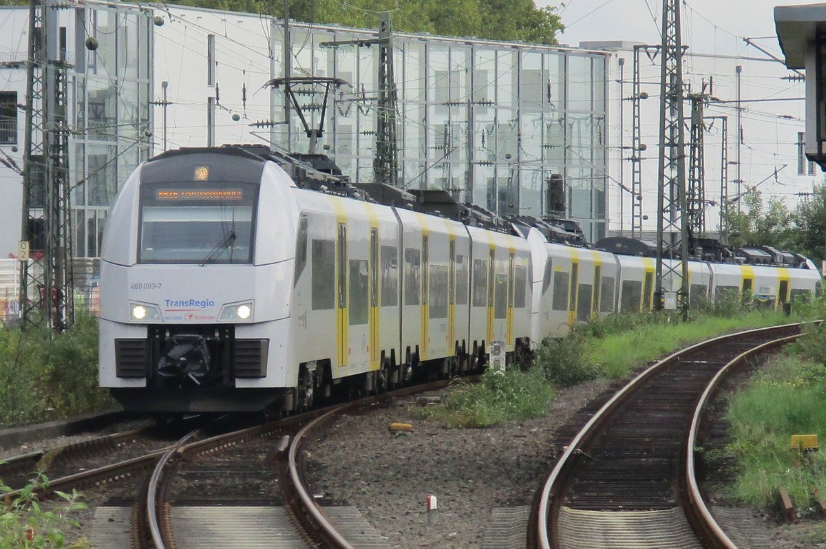 TransRegio 460 003 treft am 4 Oktober 2017 in Köln ein.