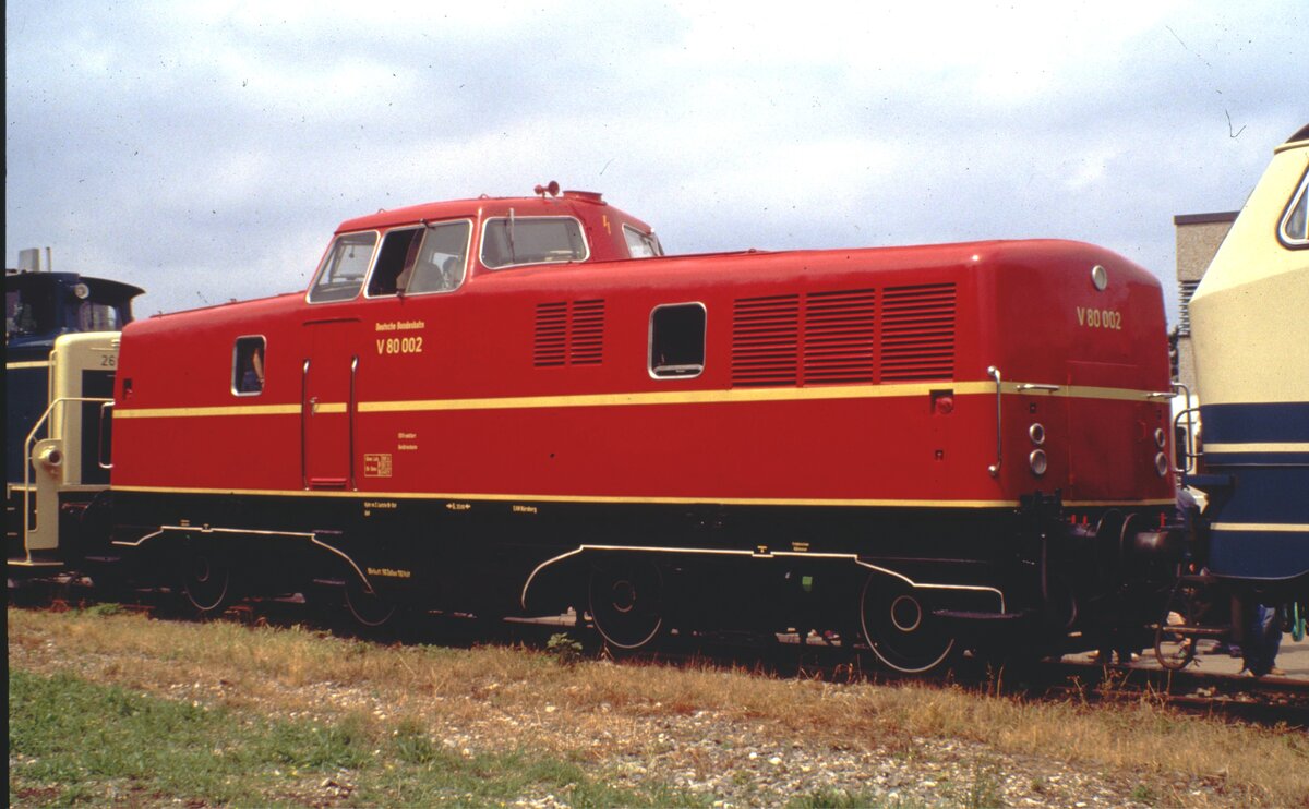 V 80 002 in München im August 1982.
