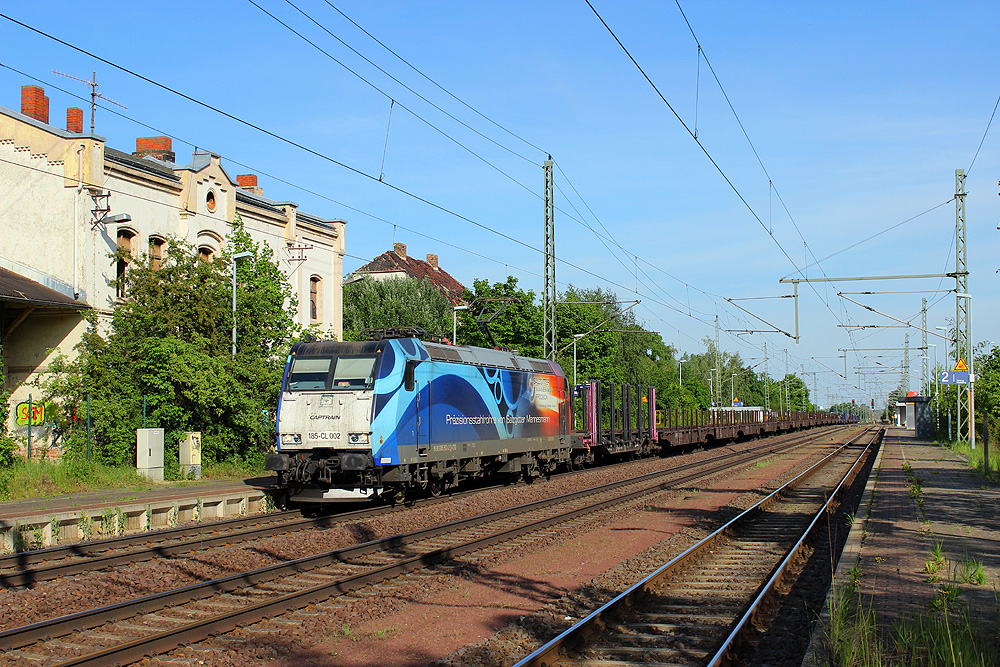 Wefensleben, 21.05.2014 17:54 Uhr - Captrain 185-CL 002 mit Stahl gen Westen