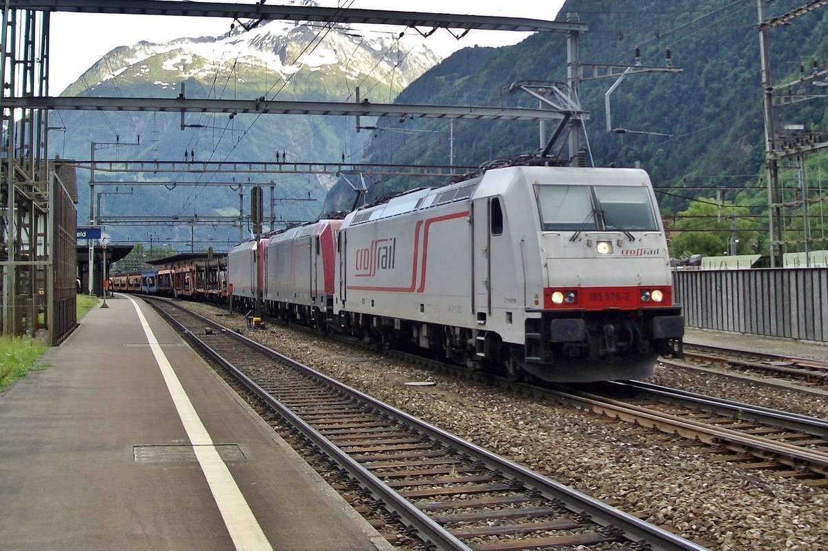 XR 185 578 verlässt am 6 Juni 2009 Erstfeld.
