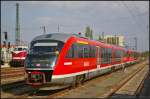 DB Regio 642 035-9 und 642 043 stehen am 12.04.2014 in Dresden Hauptbahnhof als U8 nach Decin hl.n. bereit