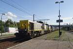 srie-77-78/781179/am-14-juli-2022-zieht-7856 Am 14 Juli 2022 zieht 7856 ein Stahlzug durch Antwerpen-Noorderdokken.