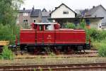 br-260-v-60 260 109-4 (V60) mit Kranzug der Fa. K�lngleis am 13.07.2011 in Herdorf. Der Zug kommt aus Richtung Haiger und muss den Regelverkehr abwarten. Die Lok wurde 1956 als V 60 109 unter der Fabriknummer 600029 von MaK gebaut. 