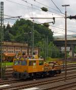 IFO (Instandhaltungsfahrzeug fr Oberleitungsanlagen) 703 009-1 der DB Netz AG am 10.07.2012 in Kreuztal.