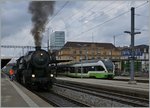 Die Reise zur Blonay - Chamby Bahn beginnt weit von der Museumsbahn entfernt, in Neuchâtel, wo es die 1943 von der Berliner Maschienenbau Actien Geschellschaft (vormals LSchwartzkopff) unter der Fabriknummer 12236 gebauten 52 221 einen Extrazug zum Dampffestival der B-C bespannte.
14. Mai 2016