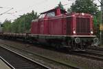 br-211-db-v10010/844321/am-25-september-2014-steht-211 Am 25 September 2014 steht 211 019 mit ein Gleisbauzug in Hamburg-Harburg.