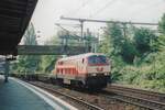 br-216-v-160/797576/evb-42051-zieht-ein-leeren-klv EVB 420.51 zieht ein leeren KLV durch Hamburg-Harburg am 24 Mai 2005.