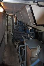   Im Maschinenraum der modernisierten 221 145-6 (92 80 1221 145-6 D-PEG) der NETINERA, ex OSE 423, ex DB 221 145-6, ex DB V200 145, sie wurde auf der InnoTrans 2014 (hier 26.09.2014) ausgestellt.