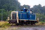 Die 261 671-2 (eigentlich laut NVR-Nummer 98 80 3361 671-1 D-AVOLL) der Aggerbahn (Andreas Voll e.K., Wiehl) ist am 01.07.2021 in Betzdorf (Sieg) abgestellt.