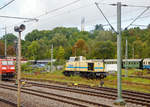   Die 580 008-7 (98 80 0580 008-7 D-MFAG) der Mller Gleisbau AG, ex VPS 580 008-7 (Verkehrsbetriebe Peine-Salzgitter GmbH), abgestellt am 12.09.2017 beim Bahnhof Rottweil.