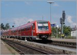 Der DB Vt 611 015 und ein weiterer als IRE 3043 von Radolzell nach Ulm beim Halt in Friederichshafen Stadt.
