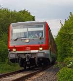 Dieseltriebzug 628 305 / 629 305 der DB Regio am 19.05.2013 kurz vor der Einfahrt in den Bahnhof Mayen-West.
Er fhrt als RB 92 (Pellenz-Eifel-Bahn) Andernach – Mayen – Kaisersesch auf der KBS 478 (Eifelquerbahn).